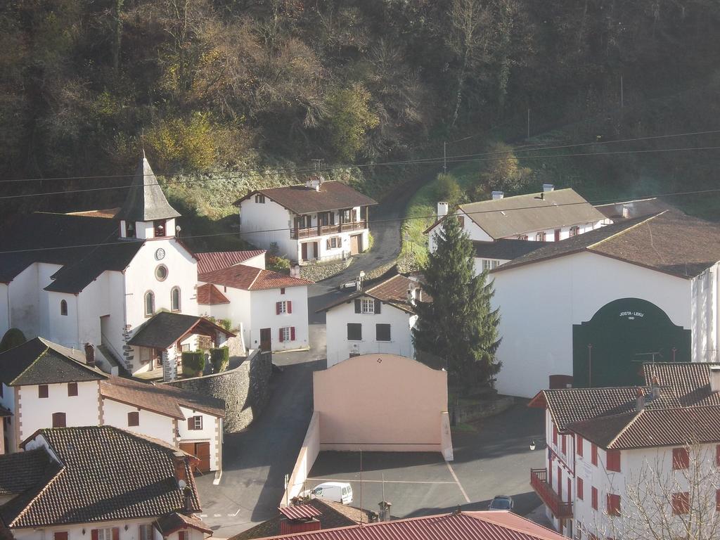 Hotel Le Clementenia Arnéguy エクステリア 写真