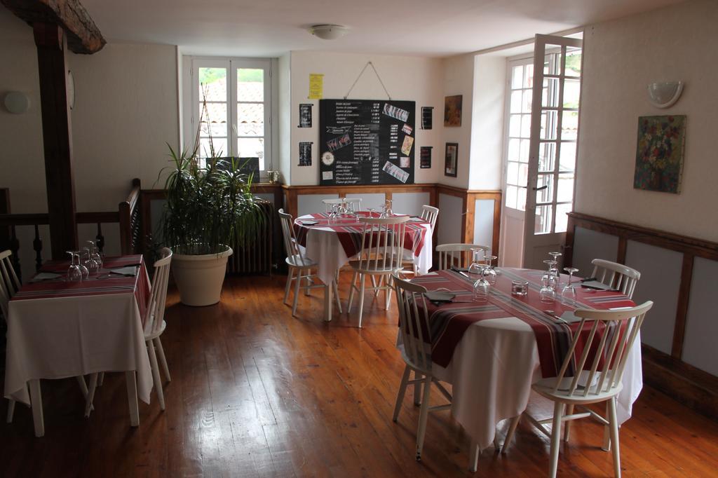 Hotel Le Clementenia Arnéguy エクステリア 写真