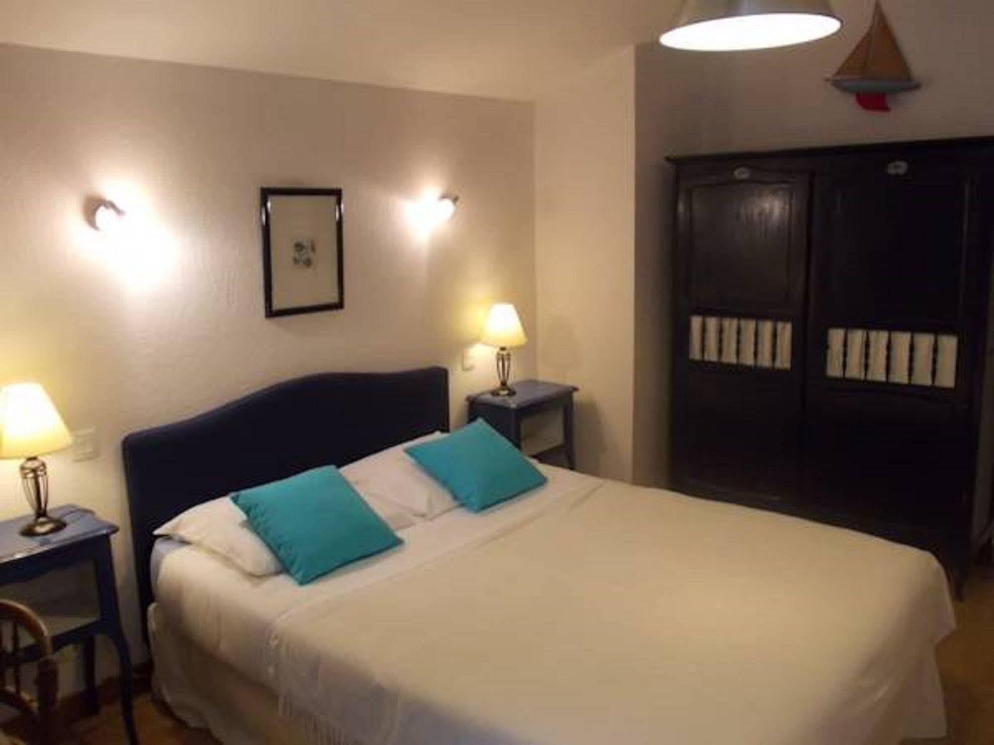 Hotel Le Clementenia Arnéguy エクステリア 写真