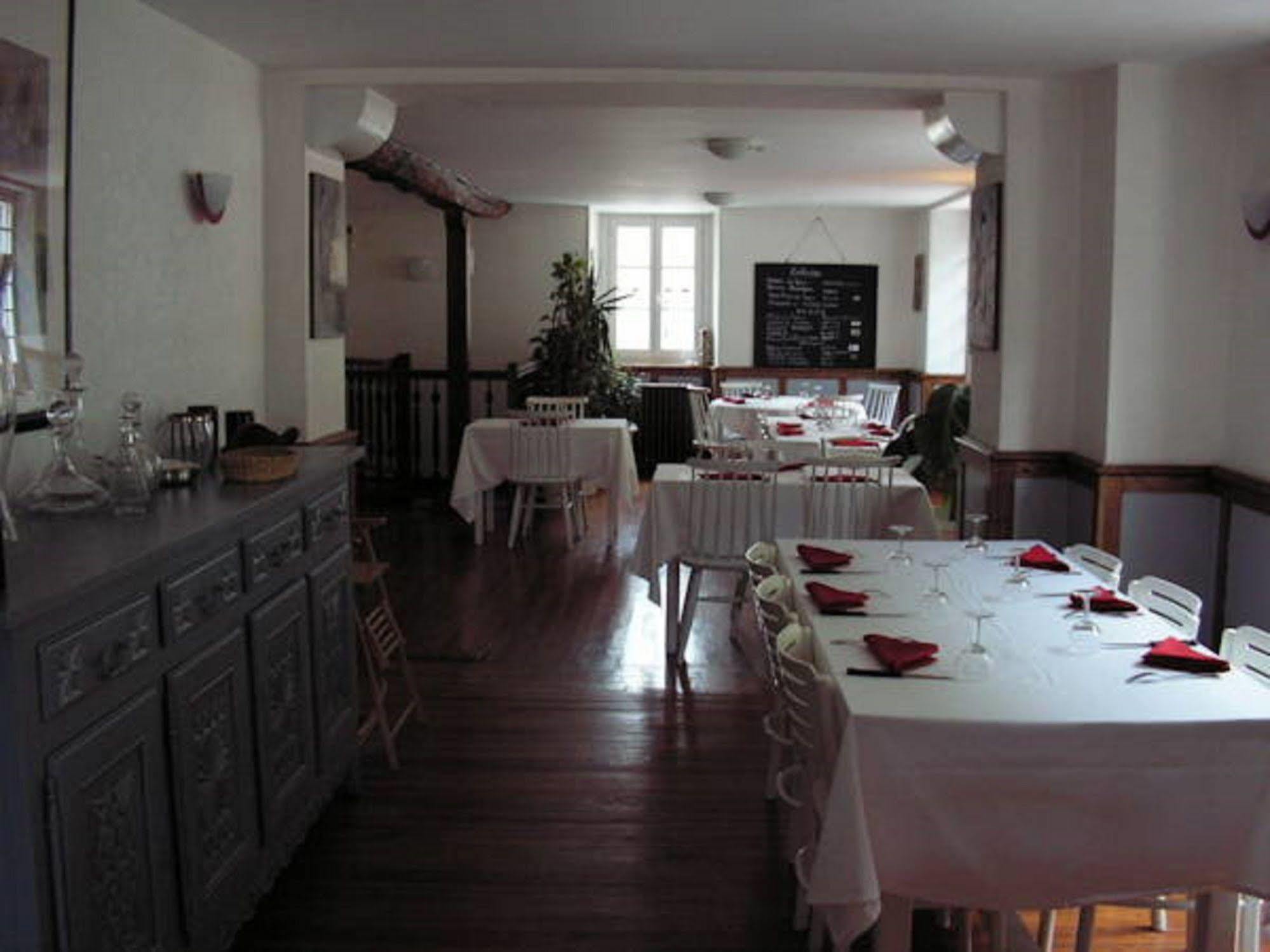 Hotel Le Clementenia Arnéguy エクステリア 写真